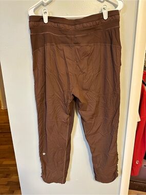 lululemon athletica Dance Studio pants size 10 Java